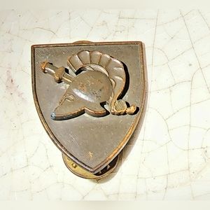 VINTAGE United States Military Academy Roman shield pinback brooch